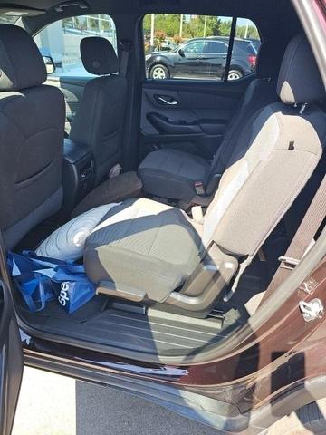 Photo of 2023 Black Cherry Metallic Chevrolet Traverse