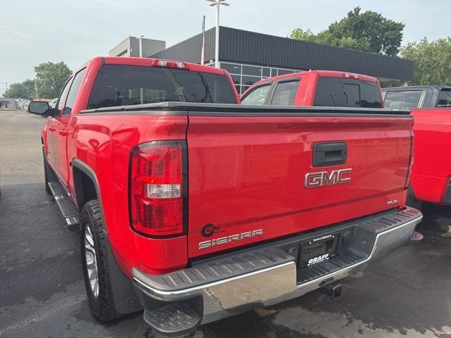 Photo of 2018 Cardinal Red GMC Sierra 1500