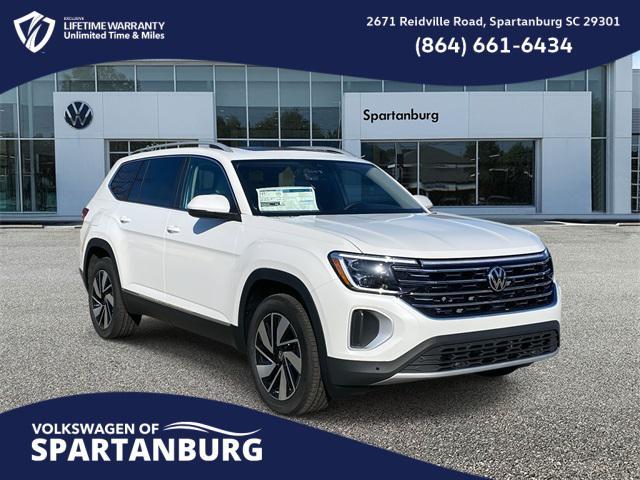 Photo of 2025 Opal White Volkswagen Atlas