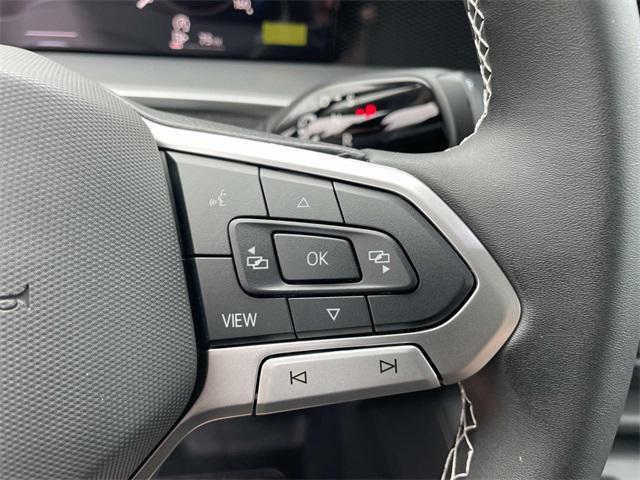 Photo of 2025 Platinum Gray Volkswagen Tiguan