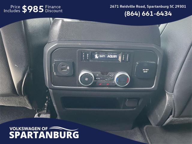 Photo of 2021 -Select- Ford Expedition