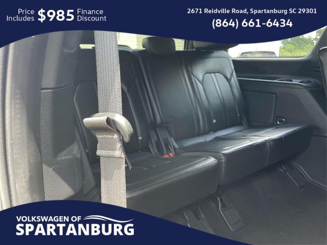 Photo of 2021 -Select- Ford Expedition