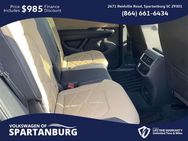 Photo of 2025 Deep Black Pearl Volkswagen Atlas Cross Sport
