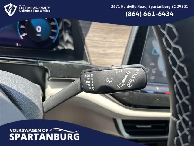 Photo of 2025 Opal White Volkswagen Atlas