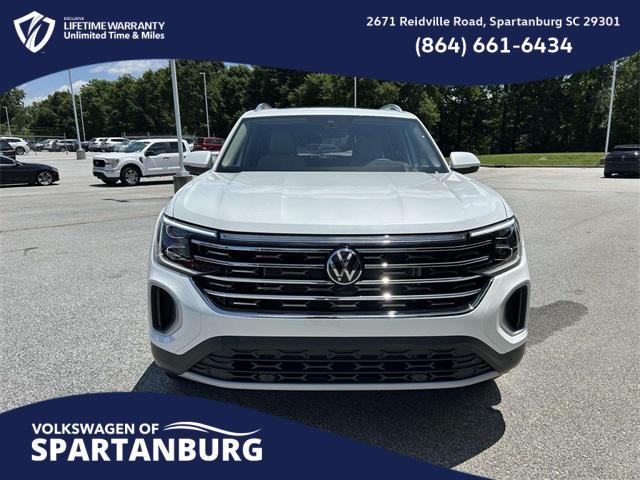 Photo of 2025 Opal White Volkswagen Atlas