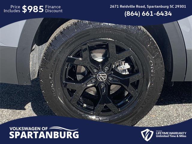 Photo of 2025 Pure Gray Volkswagen Atlas