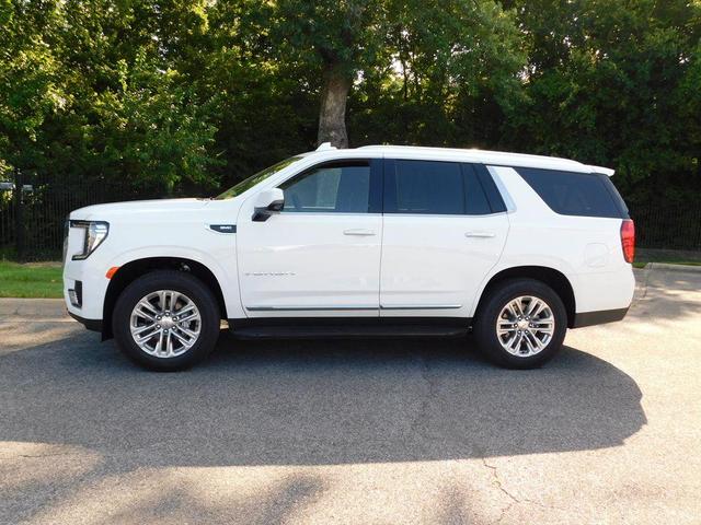 Photo of 2024 Summit White GMC Yukon