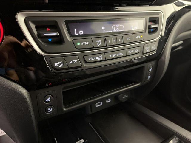 Photo of 2026 Platinum White Pearl Honda Ridgeline