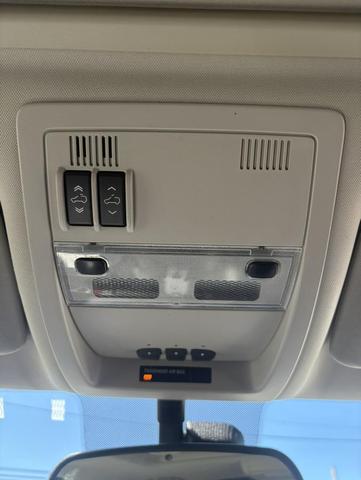 Photo of 2009 Black Chevrolet Avalanche