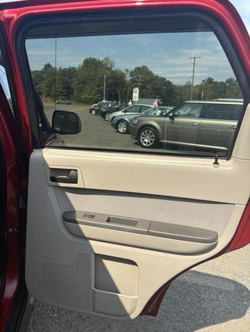 Photo of 2011 Sangria Red Metallic Ford Escape