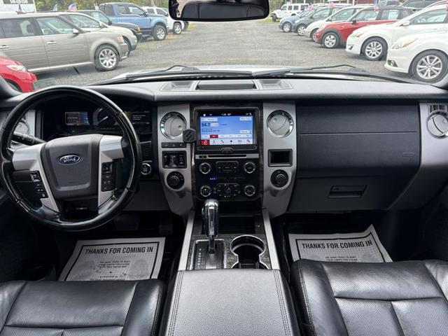 Photo of 2017 Ingot Silver Ford Expedition