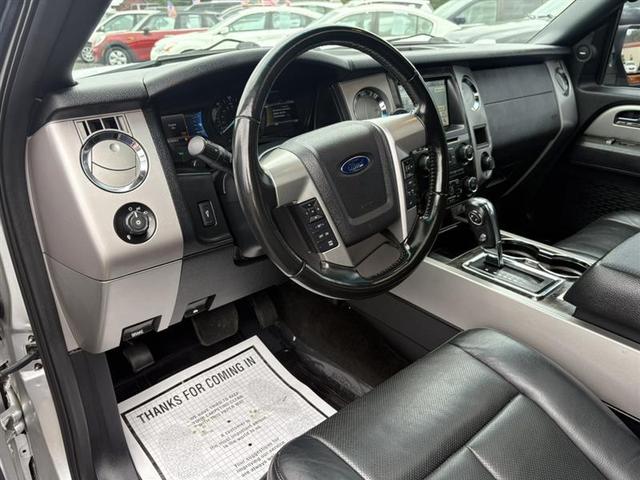 Photo of 2017 Ingot Silver Ford Expedition