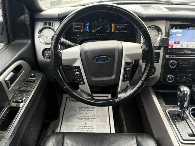 Photo of 2017 Ingot Silver Ford Expedition