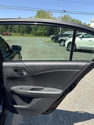 Photo of 2014 Crystal Black Pearl Honda Accord
