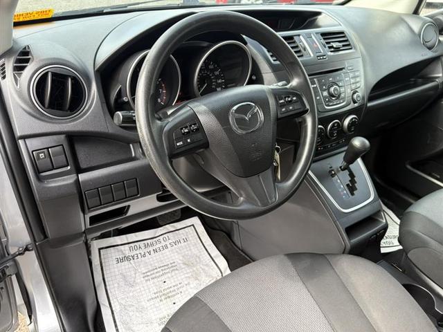 Photo of 2013 Liquid Silver Metallic Mazda Mazda5