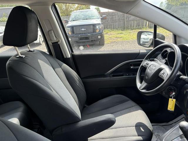 Photo of 2013 Liquid Silver Metallic Mazda Mazda5