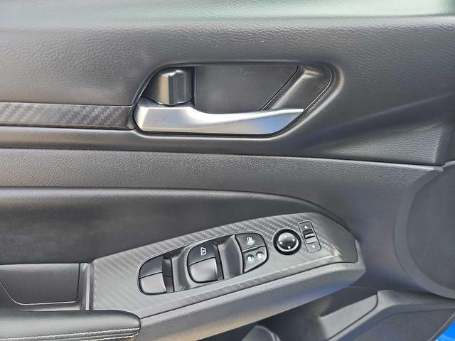 Photo of 2025 Bluestone Pearl Nissan Altima