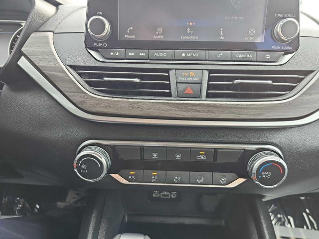 Photo of 2025 Bluestone Pearl Nissan Altima