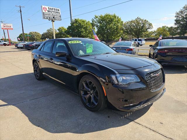 2021 Chrysler 300