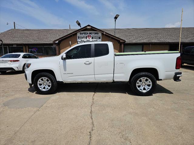 Photo of 2022 Summit White Chevrolet Colorado