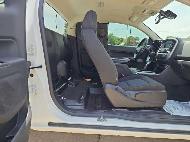 Photo of 2022 Summit White Chevrolet Colorado