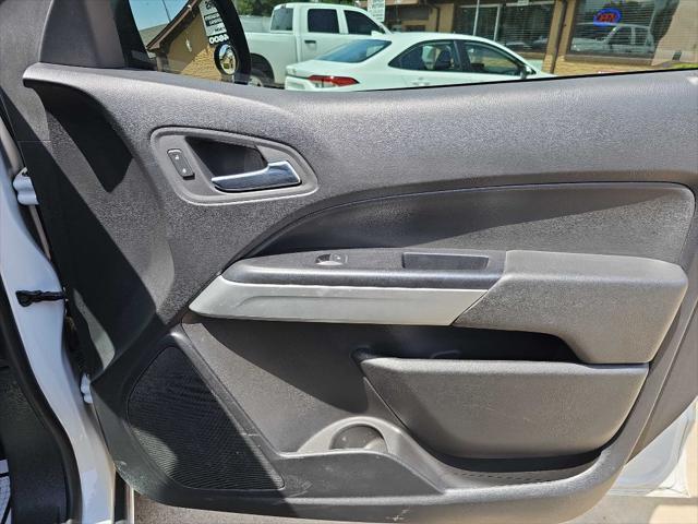 Photo of 2022 Summit White Chevrolet Colorado