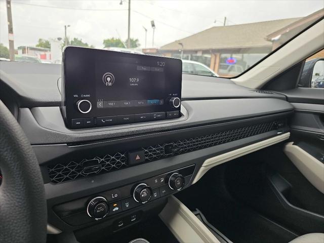Photo of 2024 Meteorite Gray Metallic Honda Accord