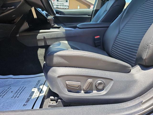 Photo of 2024 BLACK Toyota Camry