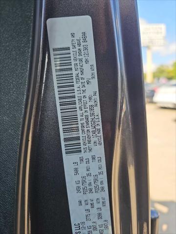 Photo of 2017 Granite Crystal Metallic Clearcoat Jeep Wrangler Unlimited