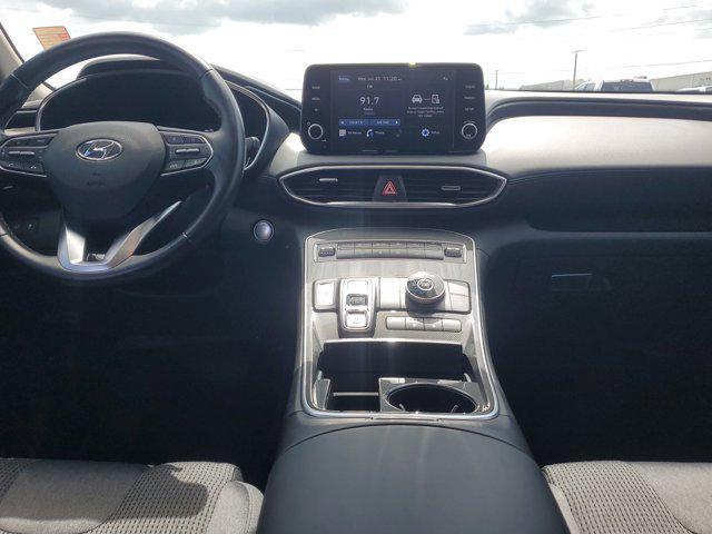 Photo of 2022 Shimmering Silver Hyundai SANTA FE