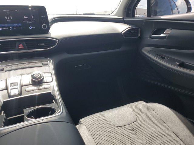 Photo of 2022 Shimmering Silver Hyundai SANTA FE