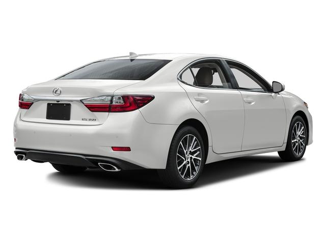 Photo of 2016 Eminent White Pearl Lexus ES 350