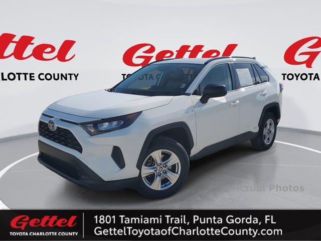 Photo of 2020 Super White Toyota RAV4 Hybrid