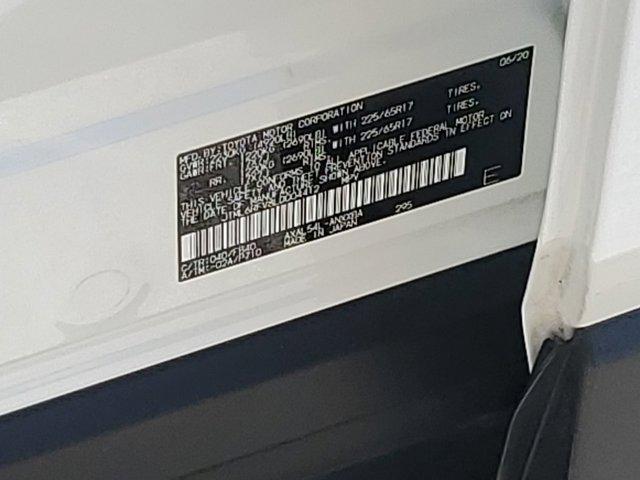 Photo of 2020 Super White Toyota RAV4 Hybrid