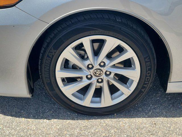 Photo of 2023 Celestial Silver Metallic Toyota Camry