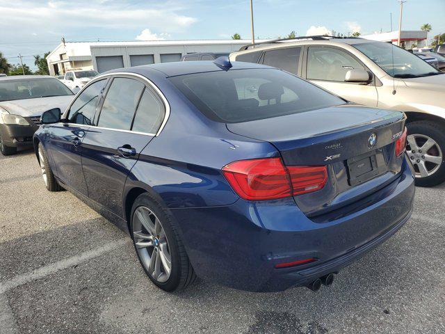 Photo of 2018 Mediterranean Blue Metallic BMW 330