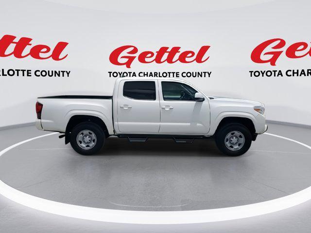 Photo of 2021 Super White Toyota Tacoma