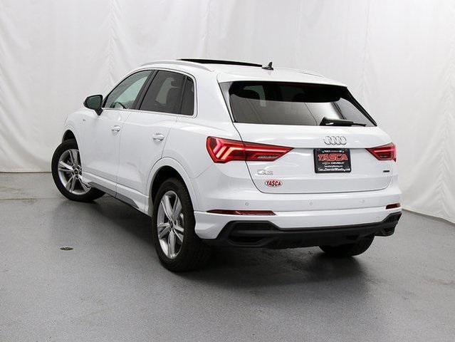 Photo of 2022 Glacier White Metallic Audi Q3