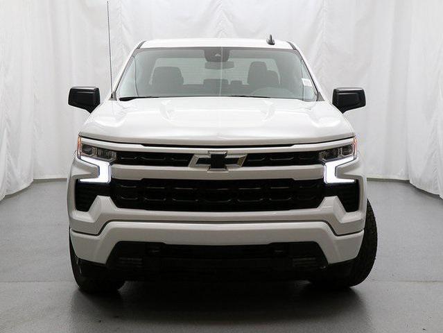 Photo of 2024 Summit White Chevrolet Silverado 1500