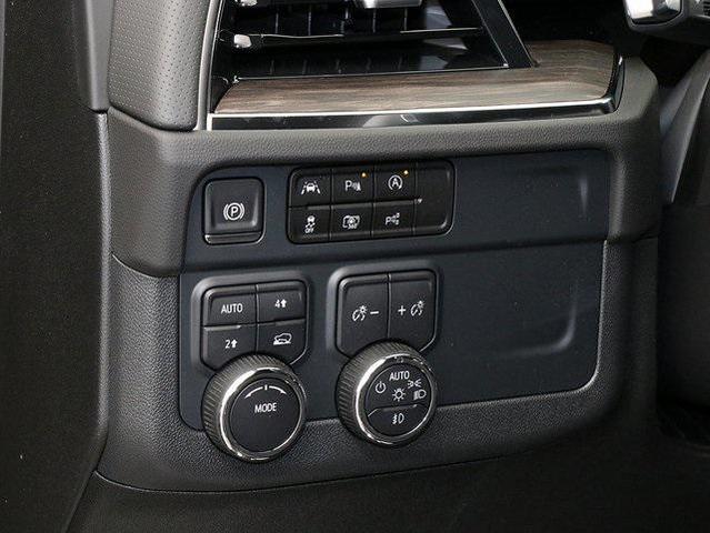 Photo of 2025 Black Chevrolet Suburban