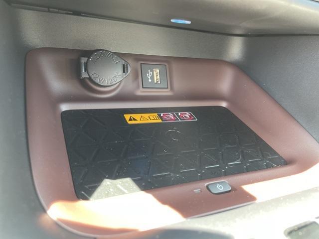Photo of 2025 Magnetic Gray Metallic Toyota RAV4