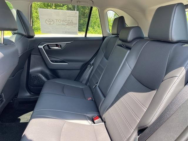 Photo of 2025 Magnetic Gray Metallic Toyota RAV4