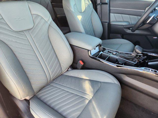Photo of 2025 Wolf Gray Kia Sorento