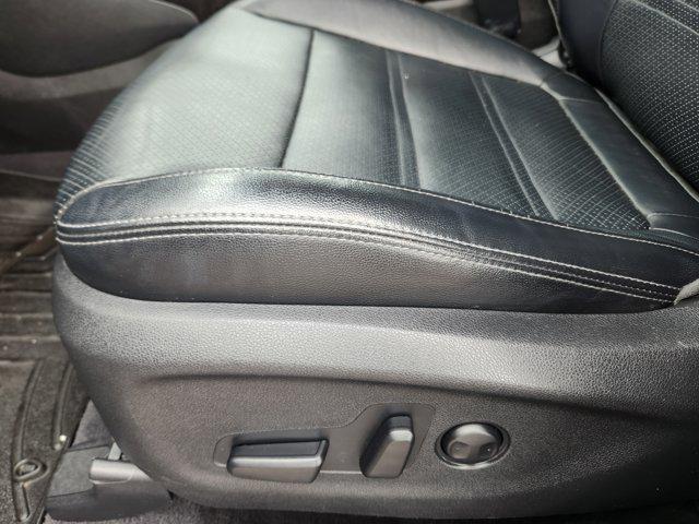 Photo of 2016 Ebony Black Kia Sorento