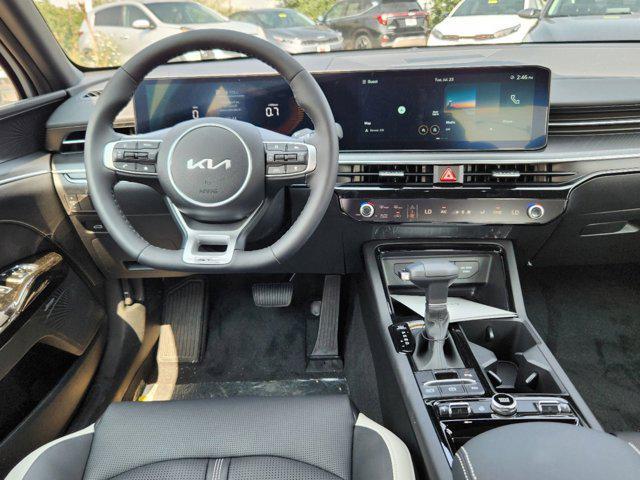 Photo of 2025 Yacht Blue Kia K5
