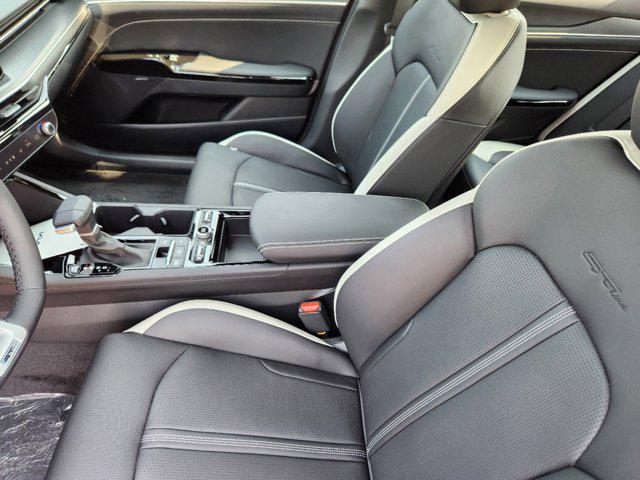 Photo of 2025 Yacht Blue Kia K5