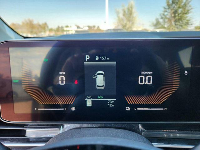 Photo of 2026 Snow White Pearl Kia Carnival Hybrid
