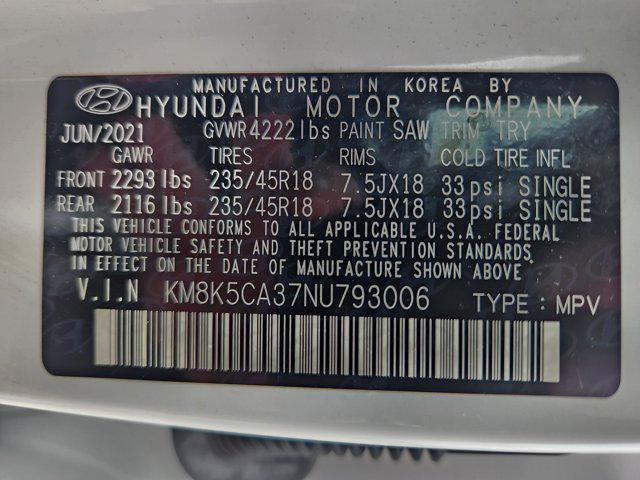 Photo of 2022 Lunar White Hyundai KONA