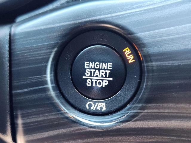 Photo of 2022 Sting-Gray Clearcoat Jeep Grand Cherokee