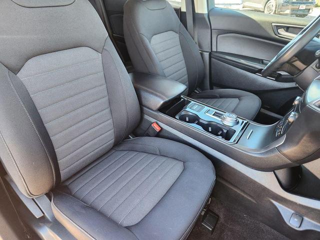Photo of 2020 Magnetic Metallic Ford Edge